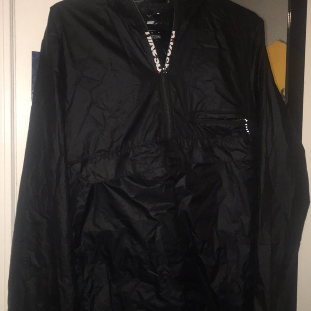 Nike Sb windbreaker half zip pullover